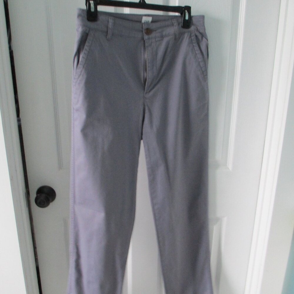 GAP girlfriend khaki